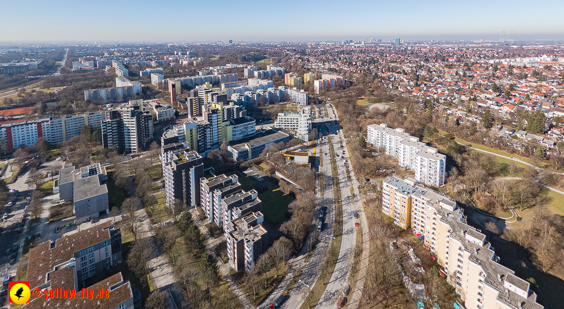 15.02.2023 - Marx-Zentrum und Karl-Marx-Ring mit Umgebung in Neuperlach